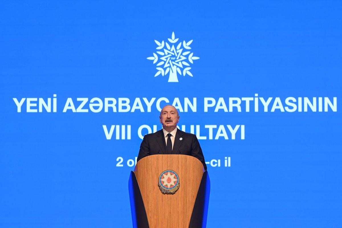 YAP_1992's tweet photo. Heydər Əliyev Mərkəzində Yeni Azərbaycan Partiyasının (YAP) VIII Qurultayı keçirilib.

Azərbaycan Respublikasının Prezidenti, Yeni Azərbaycan Partiyasının Sədri İlham Əliyev tədbirdə nitq söyləyib.

https://t.co/NYzfc7APrL https://t.co/FqfZYLoV3y