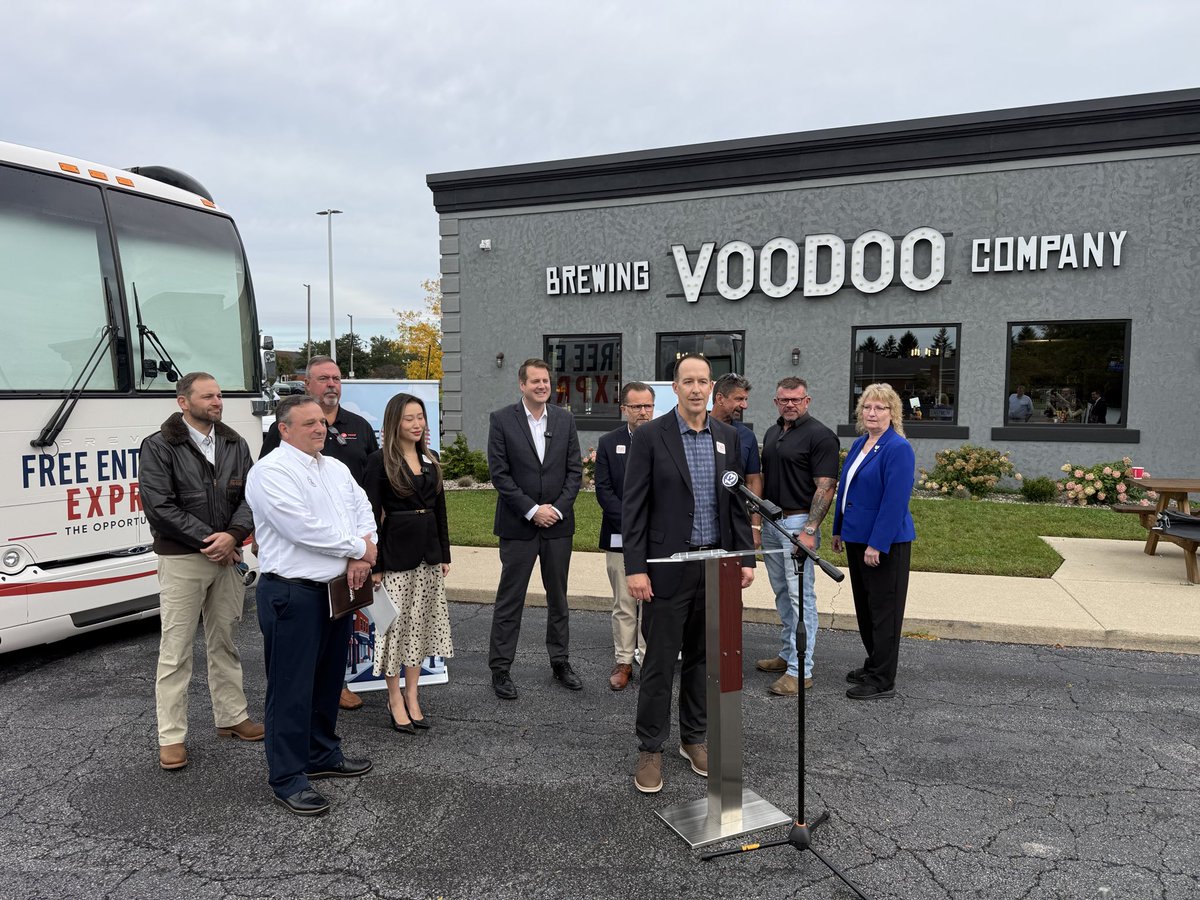 DerekMerrin's tweet photo. It was great to welcome the Free Enterprise Express Bus Tour of the @USChamber to Voodoo Brewing Co. today. 

We had an insightful roundtable with business leaders in NW Ohio on how we can attract investment, high-paying jobs, and more prosperity to our region. 

I’m thankful to be endorsed by the US Chamber of Commerce whose members are job creators, entrepreneurs, business owners providing Americans more choices for goods and services.
