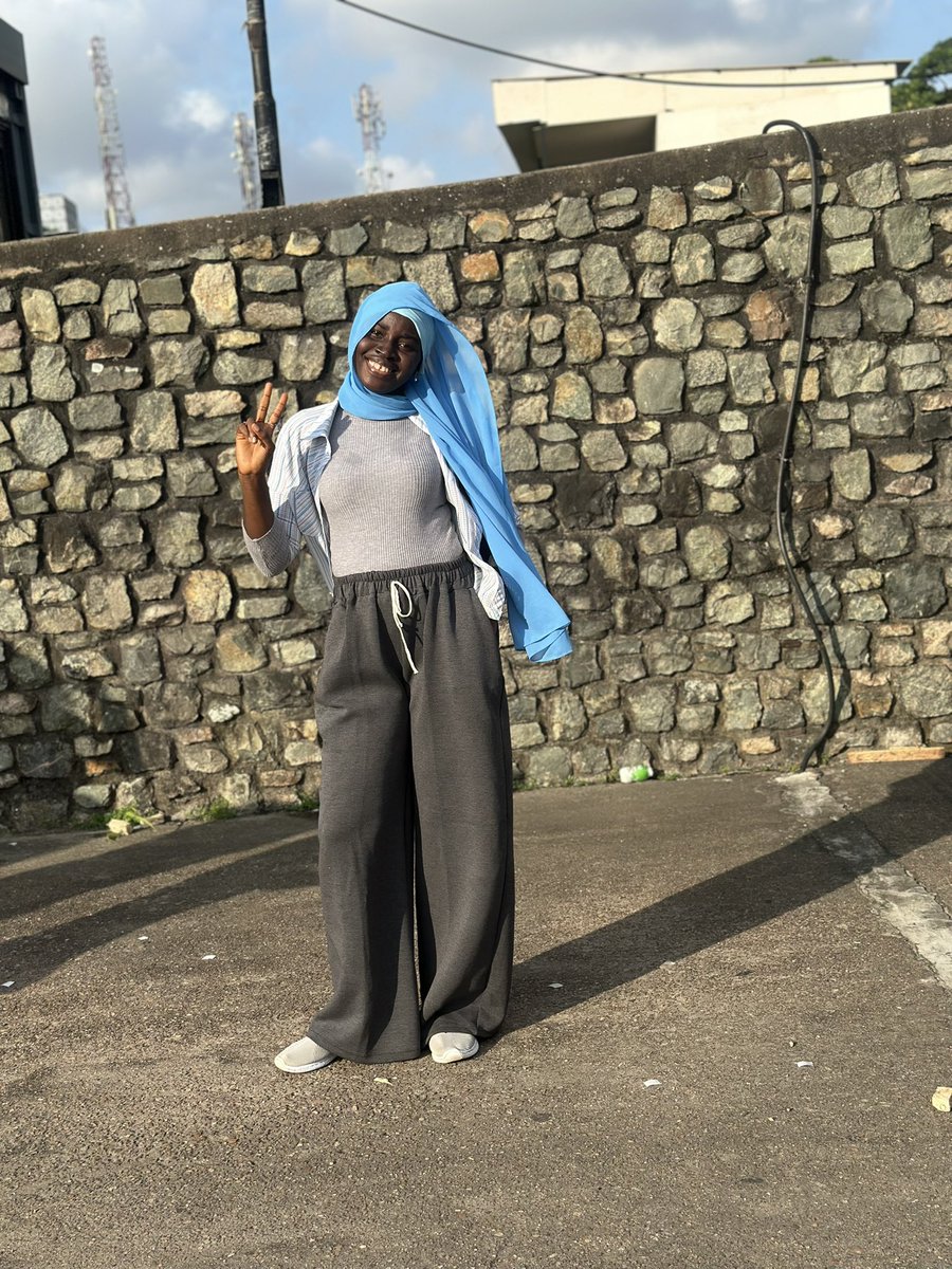 IlesanmiRafiah's tweet photo. I currently don’t own a camera; I create with my iPhone 14 Pro, which is also the phone I used to take this photo. If selected, this is the phone I’ll be using with the gimbal to create content for Durashotit and my brand, @Dura_Glamstore . https://t.co/BmQ13bBxda