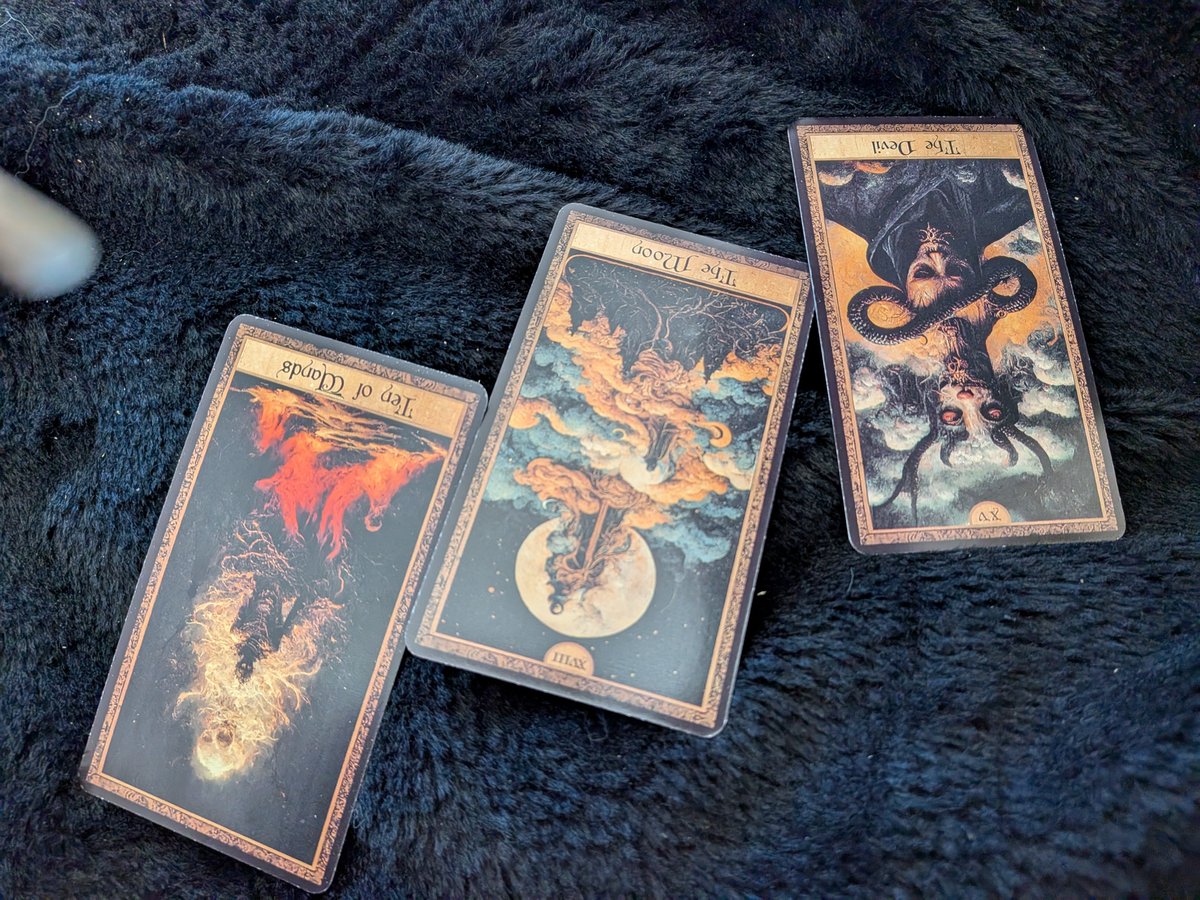 sassyTarotLady1's tweet photo. When you think a reading is bad, but is actually great, its the best feeling! 😊 Emotions and life are following a clear path born of boundary and hard work. I just need to reach for it. Claim this reading as your own as well!!!
#tarot #witchy #itsinthecards https://t.co/WTCm3mpFvW
