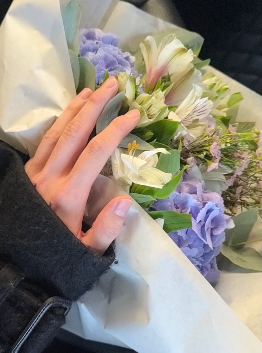 kimyoonsik_vn's tweet photo. Paris Fashion Week is a new page in Kim Yoon Sik’s journey. I’m so happy to be here cheering for him

 KIMYOONSIK YOHJIYAMAMOTO SS27  #YohjiYamamotoxKIMYOONSIK #YohjiYamamoto #YOONSIKPFWSS27 https://t.co/htgV4ORSqH