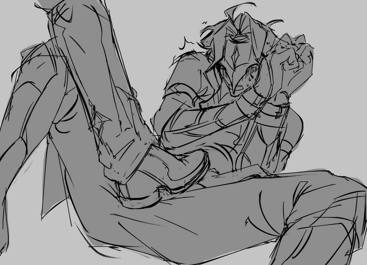 webttorepuncher's tweet photo. i forgot i drew these https://t.co/ihxFAxLjpV