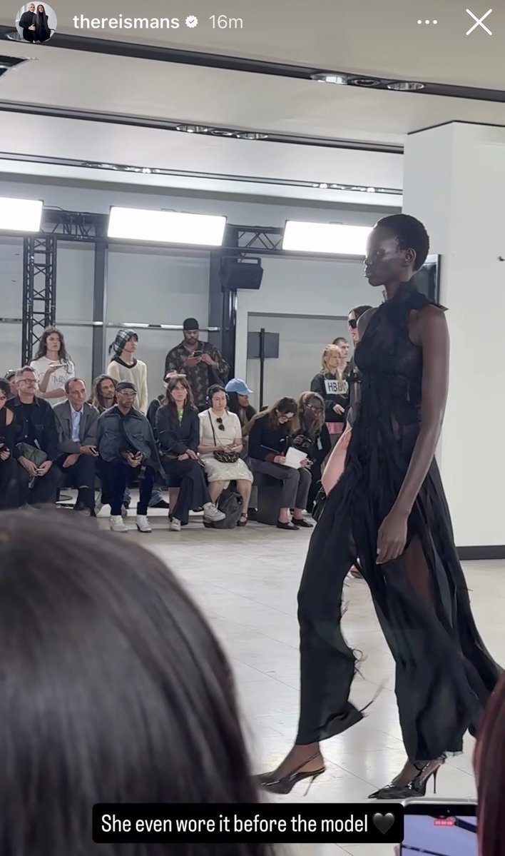 BingeVibes90's tweet photo. The fact that Olandria wore this Ottolinger dress before it hit the runway is ICONIC! 

OLANDRIA FOR OTTOLINGER SS27  #OlandriaxOttolingerSS27  #OttolingerSS27 https://t.co/2fFTXMqYOM