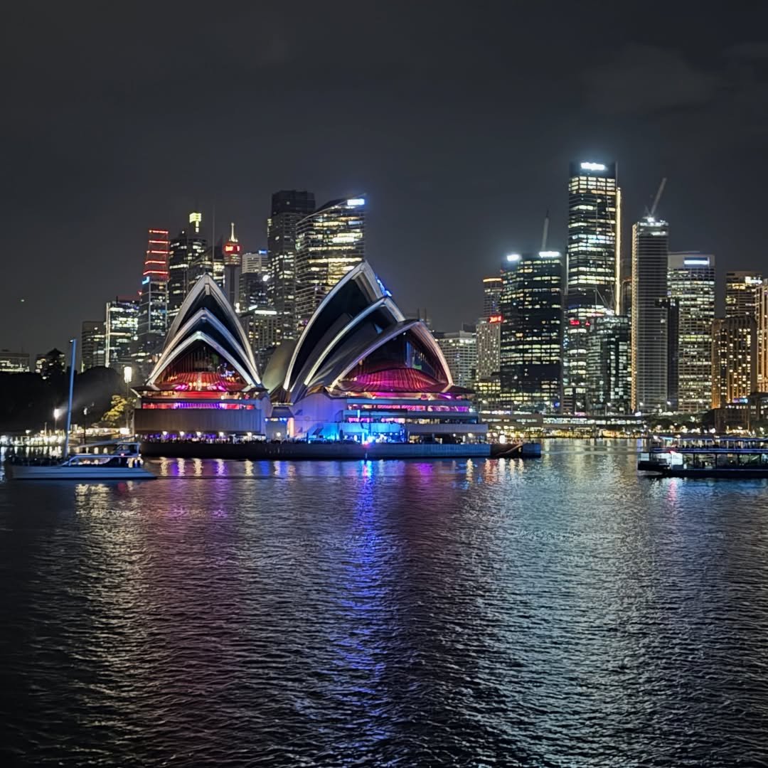 NatureRoot88's tweet photo. Sydney Australia https://t.co/91HrMcWAtN