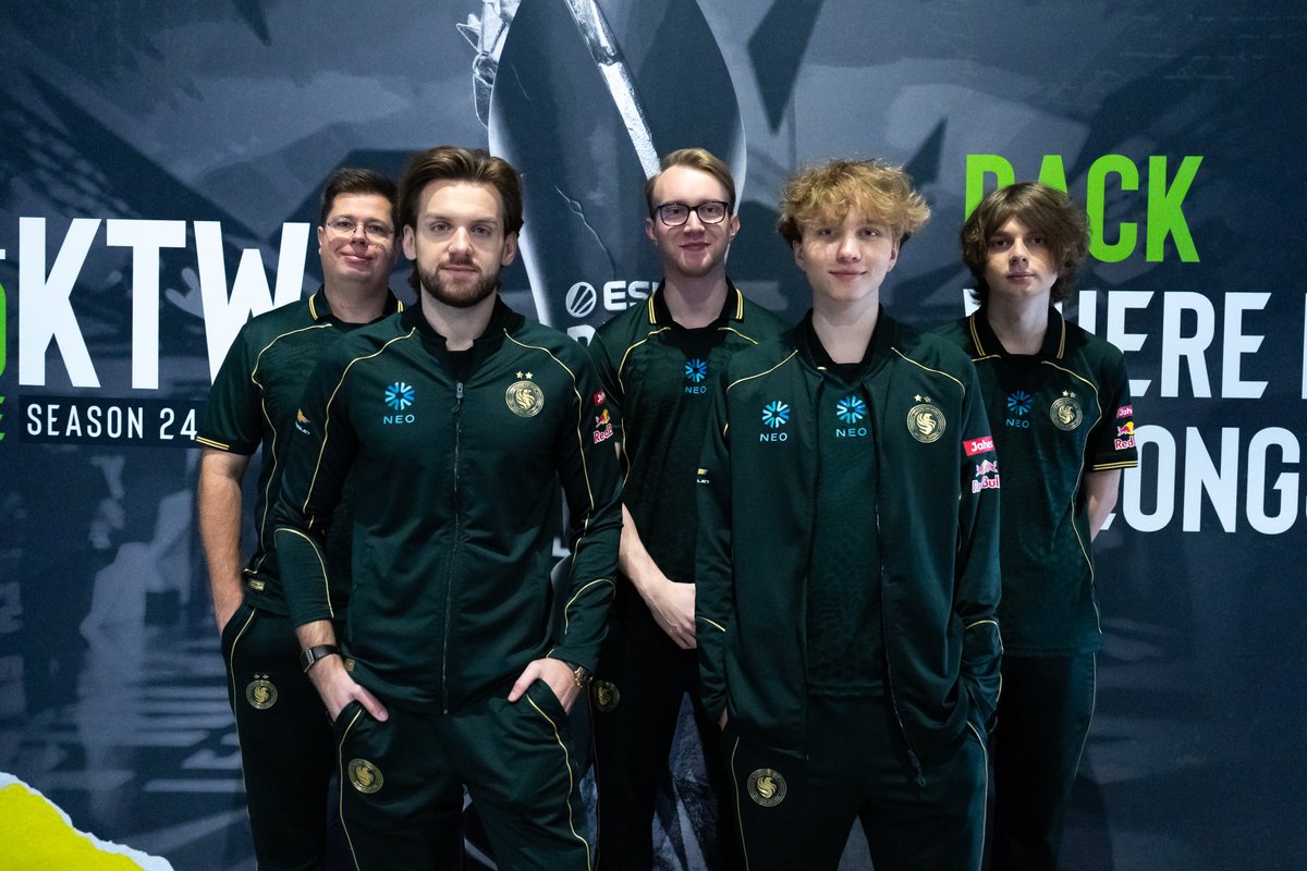 FalconsEsport's tweet photo. Back to business tomorrow 😎 🇵🇱 https://t.co/qProFJrVwp