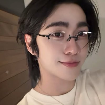 guiltyasea's tweet photo. #NovaFotoDePerfil https://t.co/x0bRlRTz2i