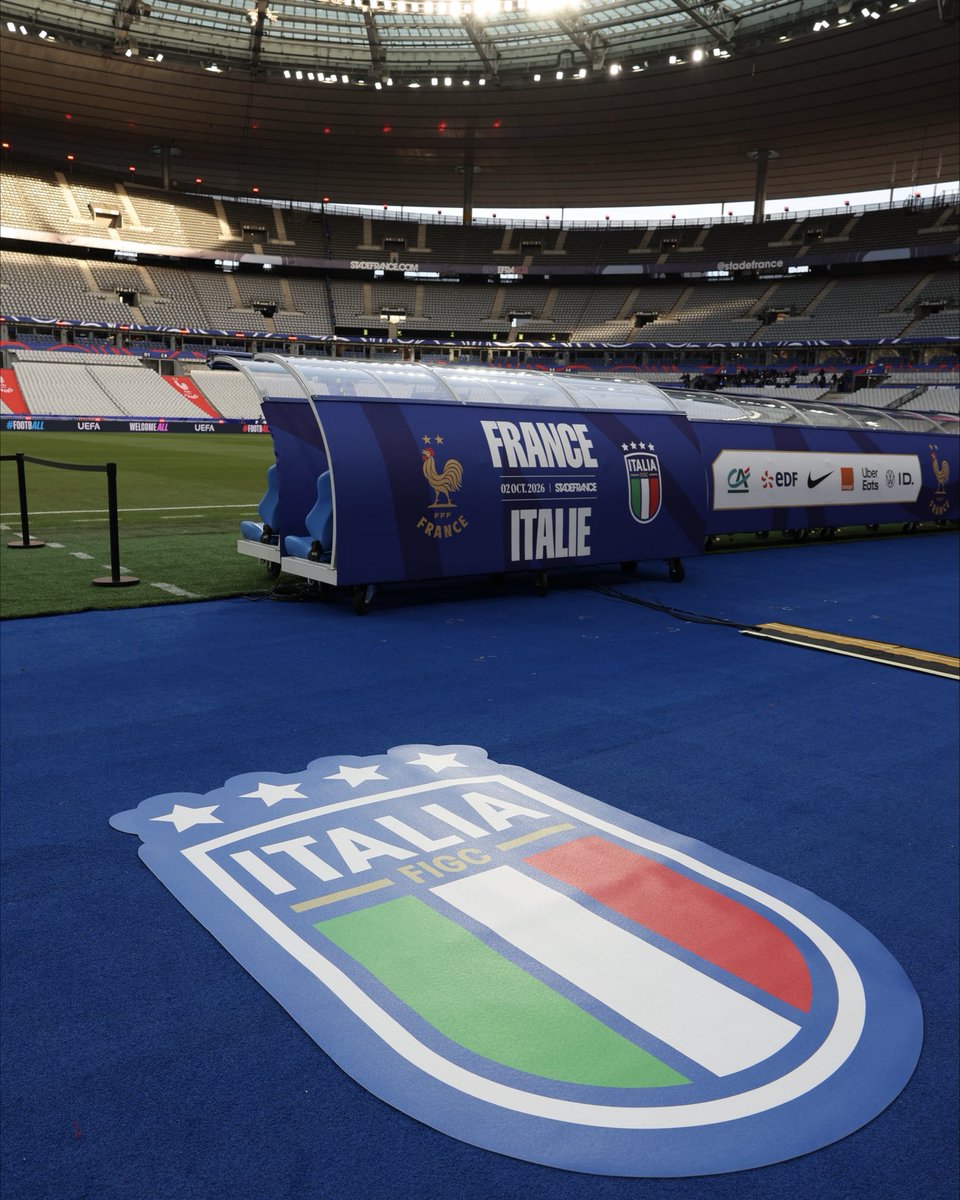 Azzurri's tweet photo. ⏳🇮🇹⏳

#FranciaItalia #NationsLeague
#Nazionale #Azzurri #VivoAzzurro https://t.co/9s4aEjfJGf