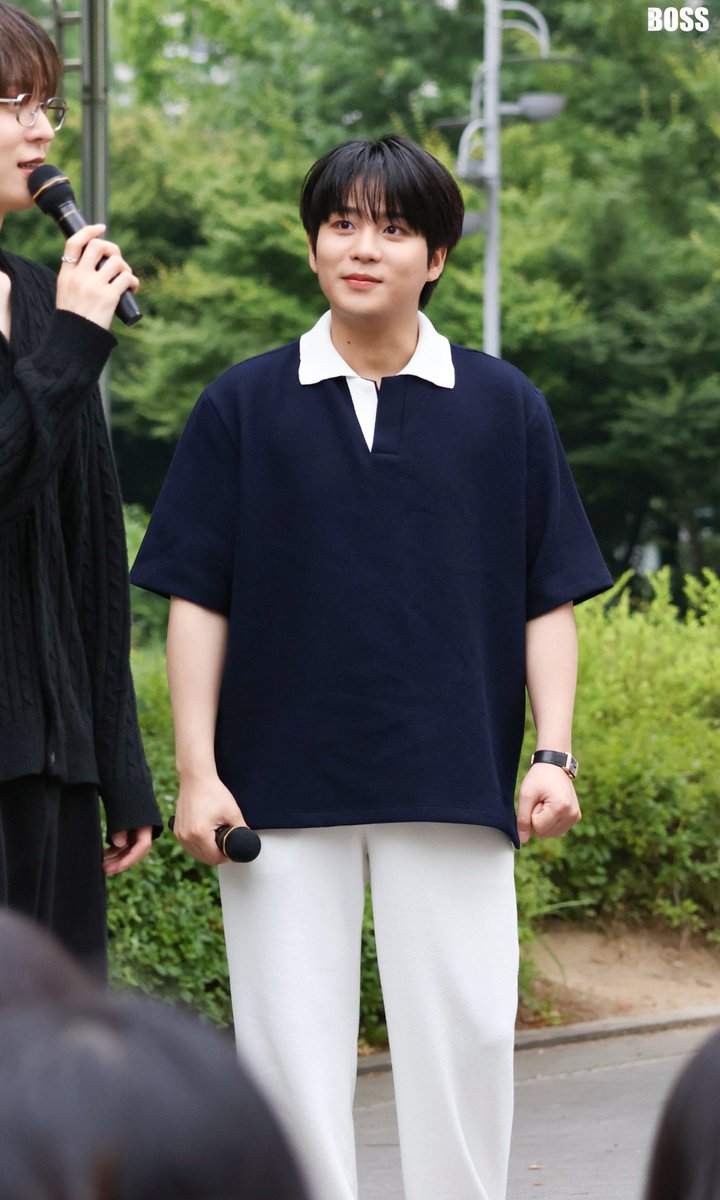 dn_1722's tweet photo. 이 날 종호 진짜 동글하고 귀여움❤️❤️❤️ https://t.co/pAqP0dAoOP