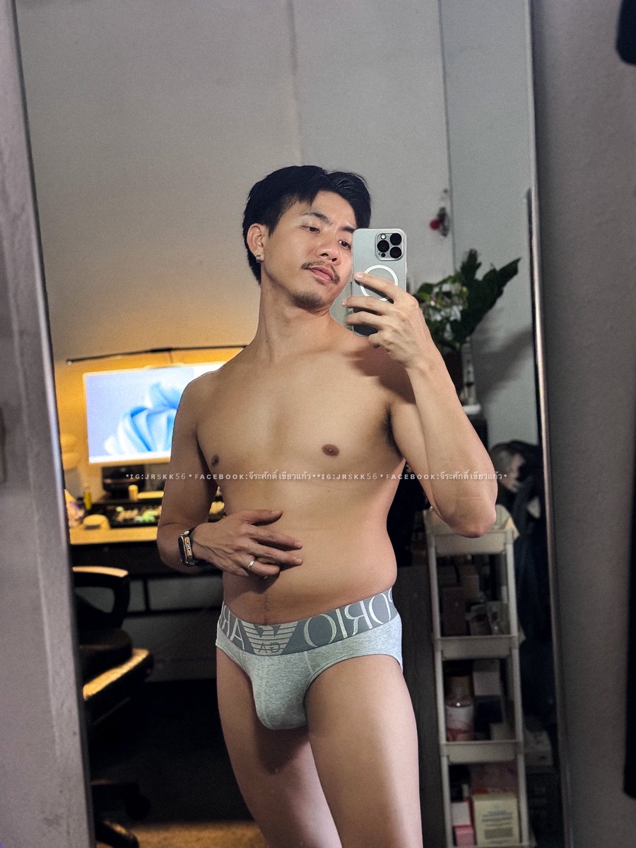 jrskk56's tweet photo. วันศุกร์ จุกๆ อะค้าบ 😉😛 https://t.co/80lk7w1ei0