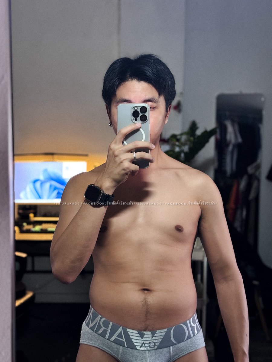 jrskk56's tweet photo. วันศุกร์ จุกๆ อะค้าบ 😉😛 https://t.co/80lk7w1ei0