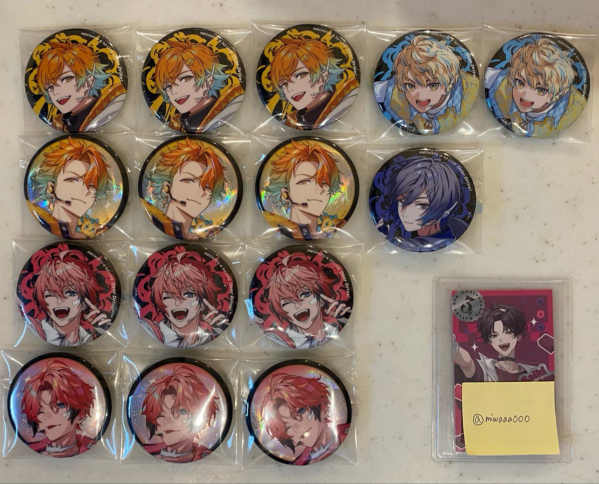 miwaaa000's tweet photo. 【交換•買取】にじさんじ MECHATU-A Over Drive! 1st LIVE 缶バッジ

譲：画像1枚目、定価+送料
求：画像2枚目(💖>💕)

•同種交換、異種の場合💖との交換優先
•西💙はkvとの交換優先
•郵送で10/5までに発送可能な方

1点〜◎ (纏めての方優先)
検索からでもお気軽にお声かけください！ https://t.co/w3YMFPNst7