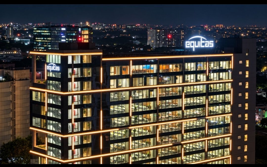 TNRISING_O1's tweet photo. The New CORPORATE OFFICE of Chennai Based EQUITAS BANK Looks Good 👍👍👍

#tnrising https://t.co/8alywLBtGP