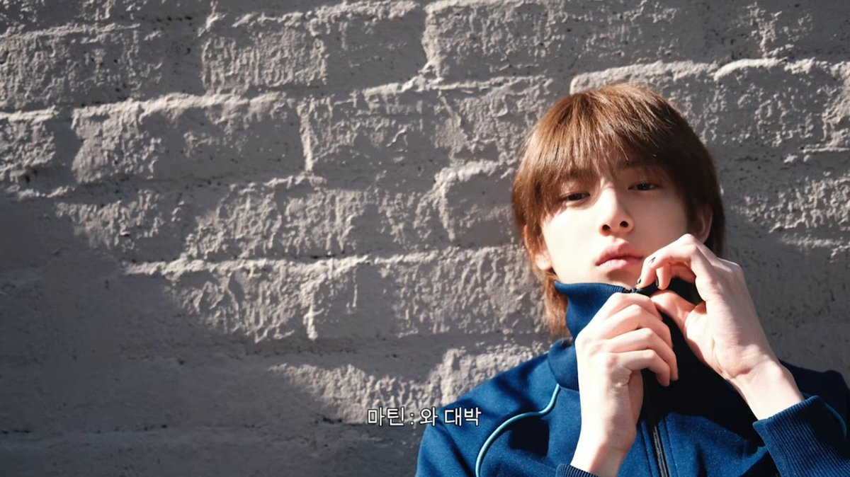 timineju's tweet photo. 머틴이 찍어준 주후니 엄총엄총 이쁨 https://t.co/sm7vpv8ngY