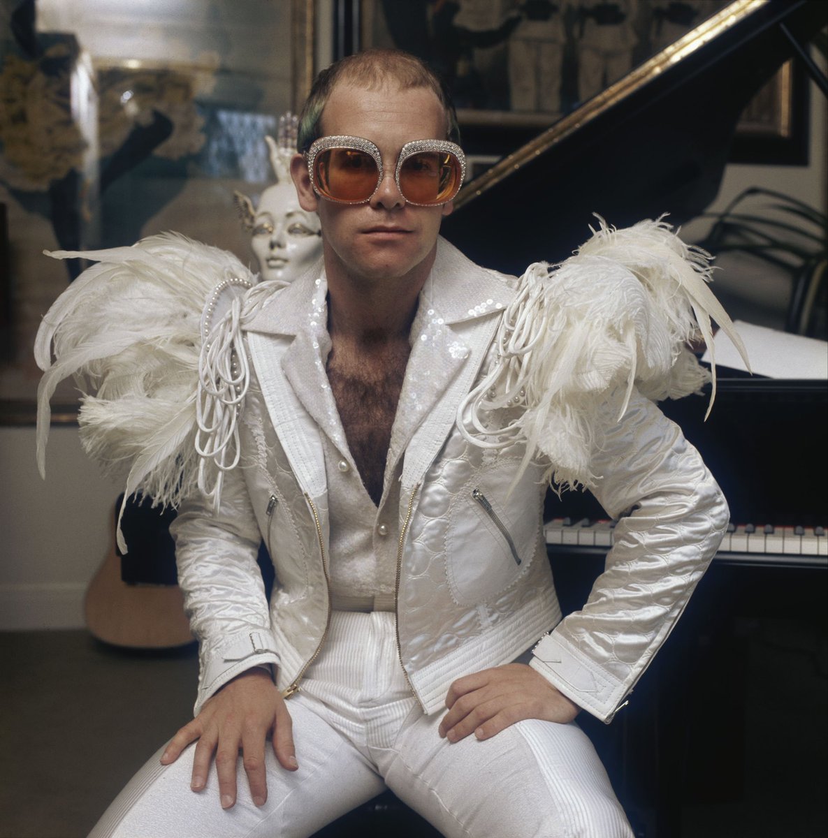 musicforasushi's tweet photo. @VividSeats please give me an excuse to dress like Elton John again #vividharryween https://t.co/hkMRc9y3yS