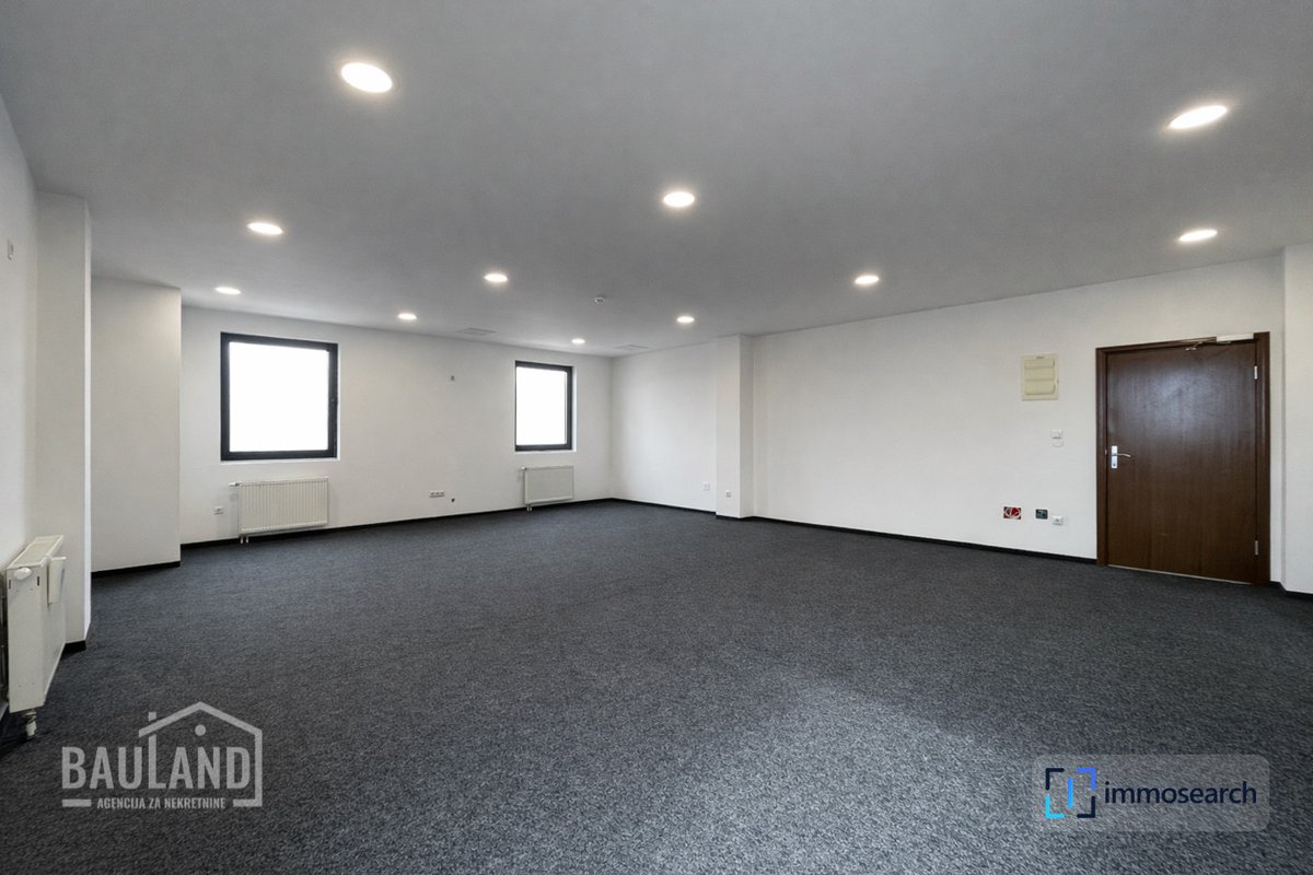 immo_aldin's tweet photo. 115 m² Bürofläche in der Pijačna-Straße, Stup, Ilidža, für Preis auf Anfrage. Bezugsfertig, mit zwei Räumen und Ausstattung für vielfältige Geschäftszwecke.
Mehr erfahren: https://t.co/en0lF61Jxn
#Bürofläche #Ilidža #Stup #PijačnaStraße #Miete https://t.co/11yjPgyLUV