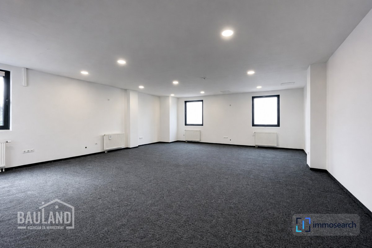 immo_aldin's tweet photo. 115 m² Bürofläche in der Pijačna-Straße, Stup, Ilidža, für Preis auf Anfrage. Bezugsfertig, mit zwei Räumen und Ausstattung für vielfältige Geschäftszwecke.
Mehr erfahren: https://t.co/en0lF61Jxn
#Bürofläche #Ilidža #Stup #PijačnaStraße #Miete https://t.co/11yjPgyLUV