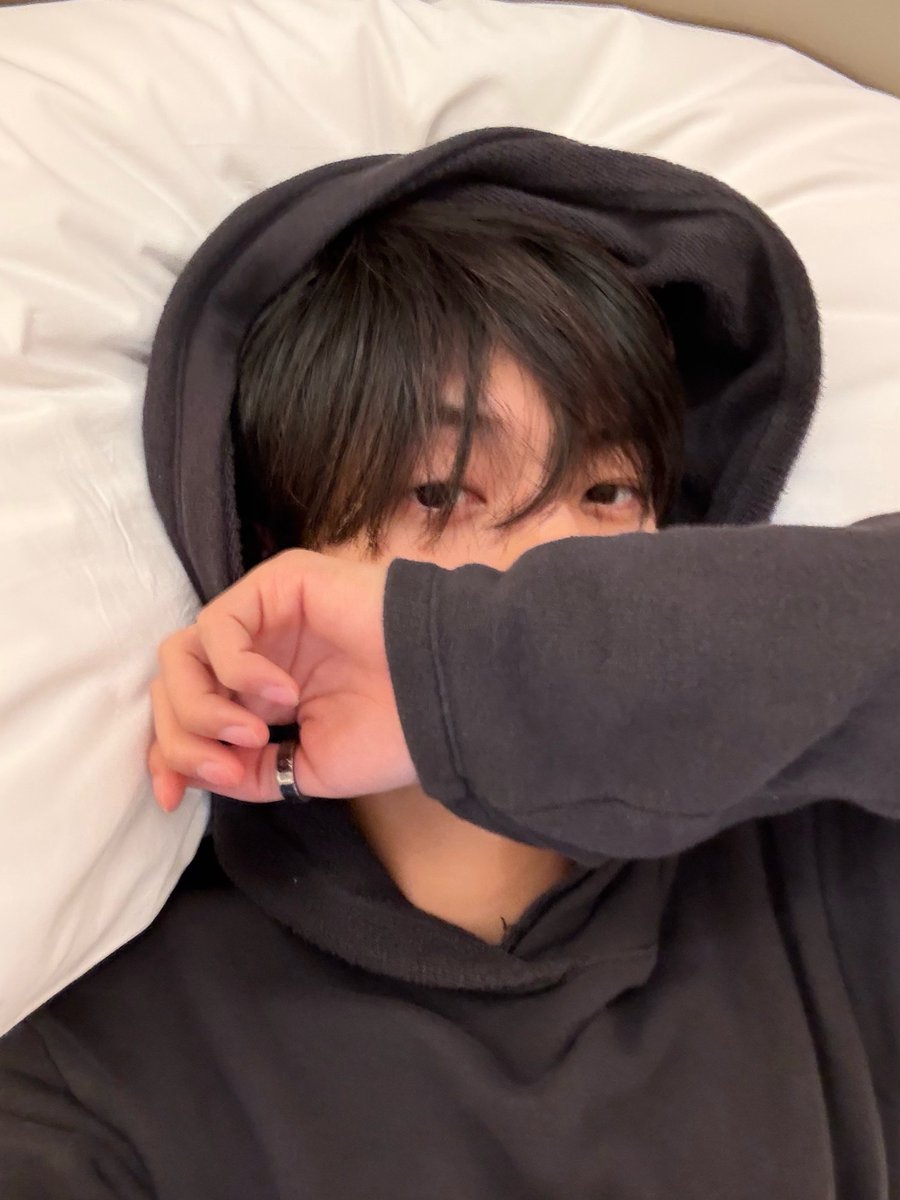 petit398's tweet photo. 이분 진짜 미치셨죠 이분 진짜 사람 제정신으로 살수없게하시죠 https://t.co/XWvVGgxXHy