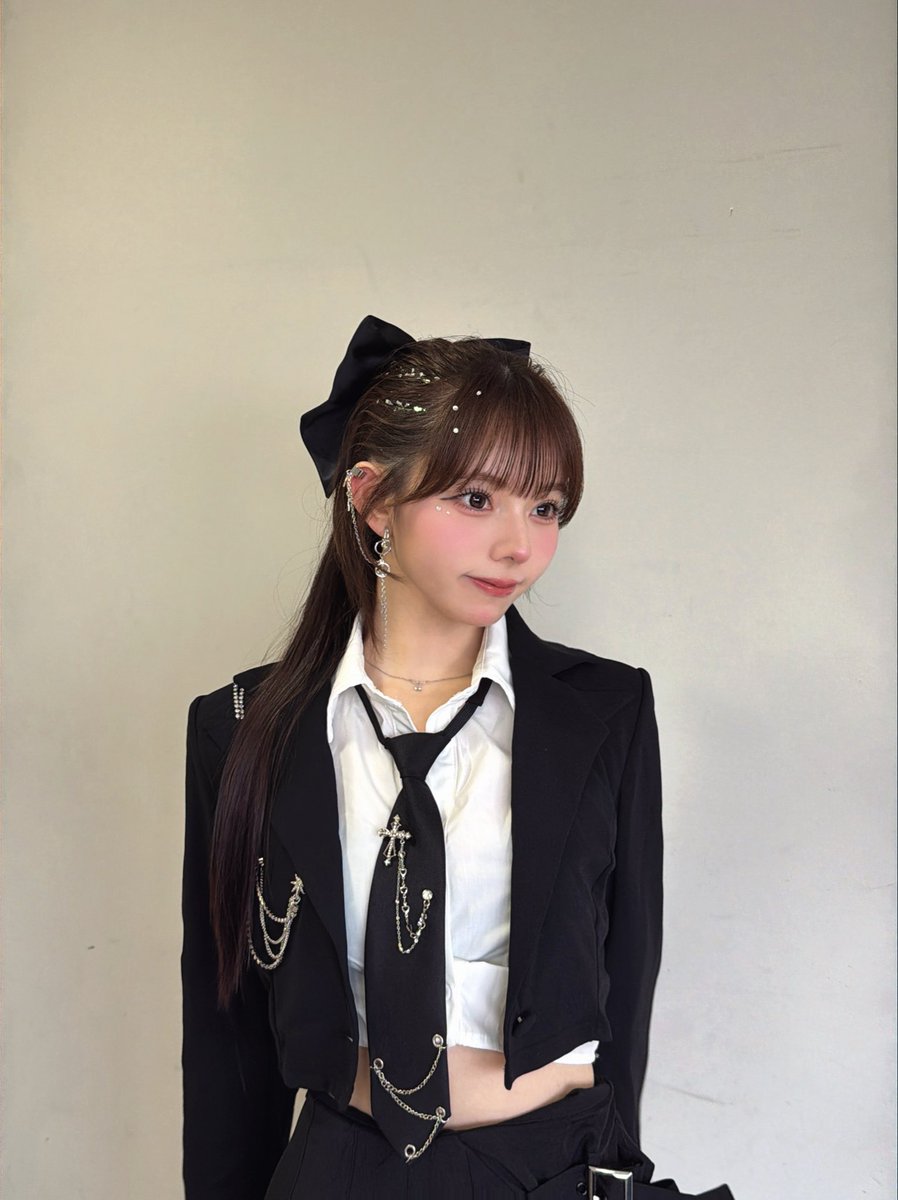MSP__Rio's tweet photo. Vampire Kissビジュアル🖤
好きですか？💋 https://t.co/65iSwGAU7g