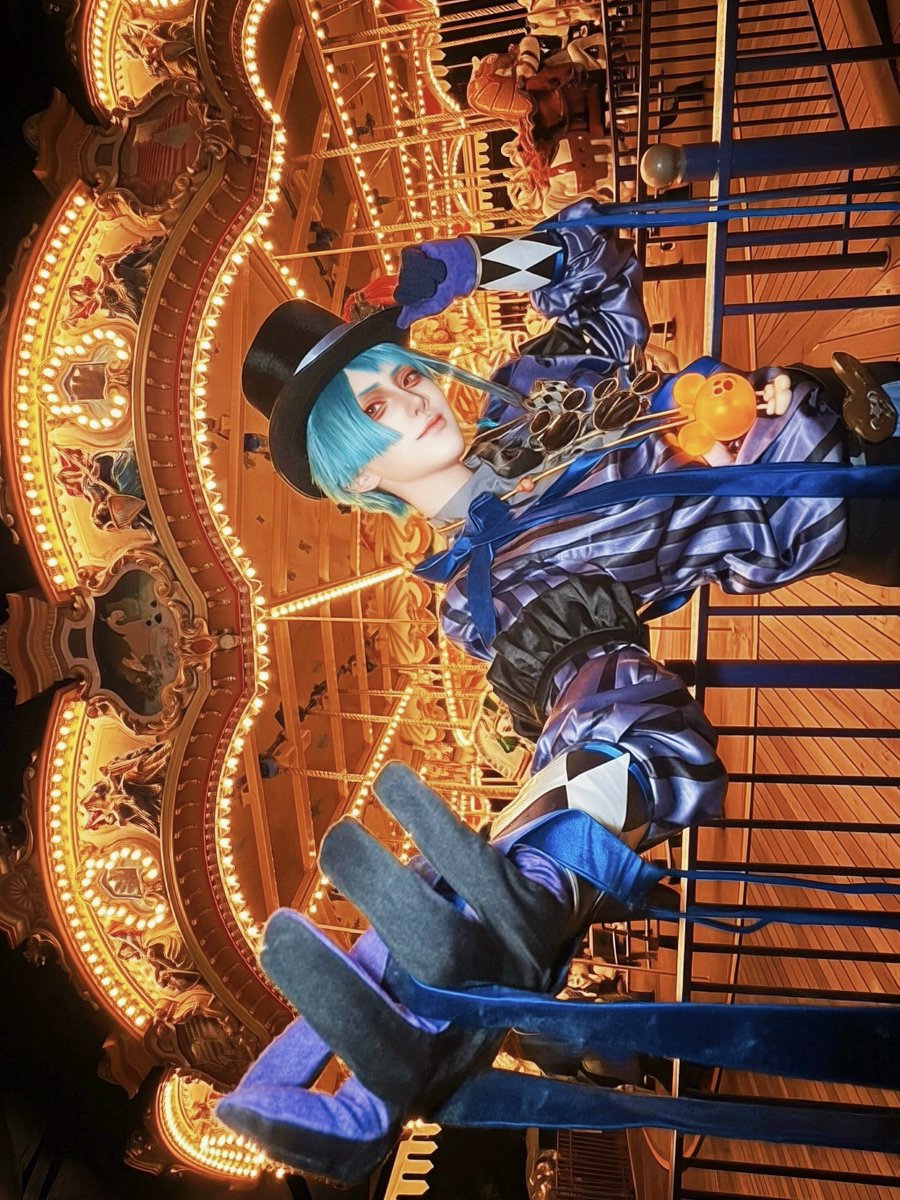 x_al32's tweet photo. ✨🐬存分に満喫しましょう🎠✨
#Dハロ仮装2026  #Dハロツイステ https://t.co/1OvEUWfwqW