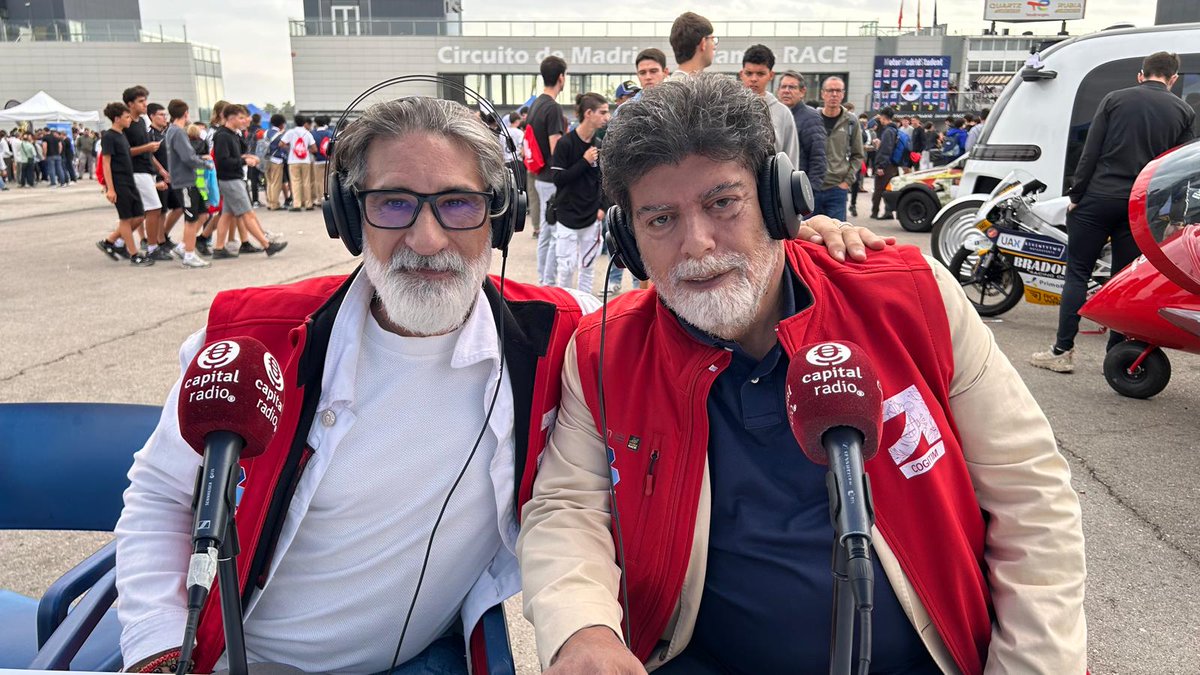 capitalradiob's tweet photo. 🔴DIRECTO | Entrevistamos a Ángel Bonet, presidente de @APIEM.

📲Especial @madridmotorstu1, con @chlALBERTO y el equipo de Conecta Ingeniería del @cogitimadrid en colaboración con la @ComunidadMadrid en https://t.co/yMsAYbSRTd y en https://t.co/fuFivwTA5l https://t.co/xwXQdgwIV6