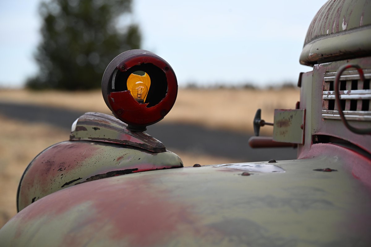 expreshenz's tweet photo. @Will2PhotoWell Volunteer firetruck, looking back https://t.co/Wc90ggGamU
