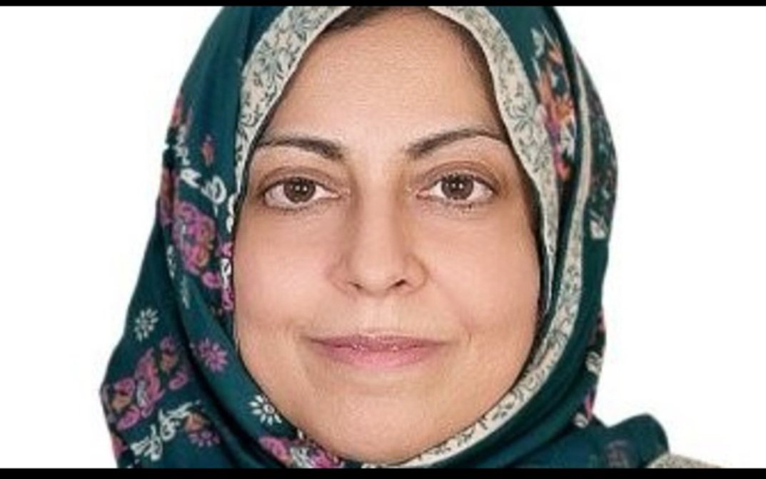 DonnaLouise1212's tweet photo. Remember folks, Our beloved NHS would crumble without these Fake Pakistani Dr's...

Dr Surrayya Najeeb: demoted at Blackpool over concerns about her clinical performance, then failed an advanced life-support course two days before a consultant interview.

So naturally, she didn’t mention either when applying for another consultant job.

The tribunal found persistent dishonesty and deficient performance. She was struck off.

NHS recruitment: “Diversity is our strength.” 🤡