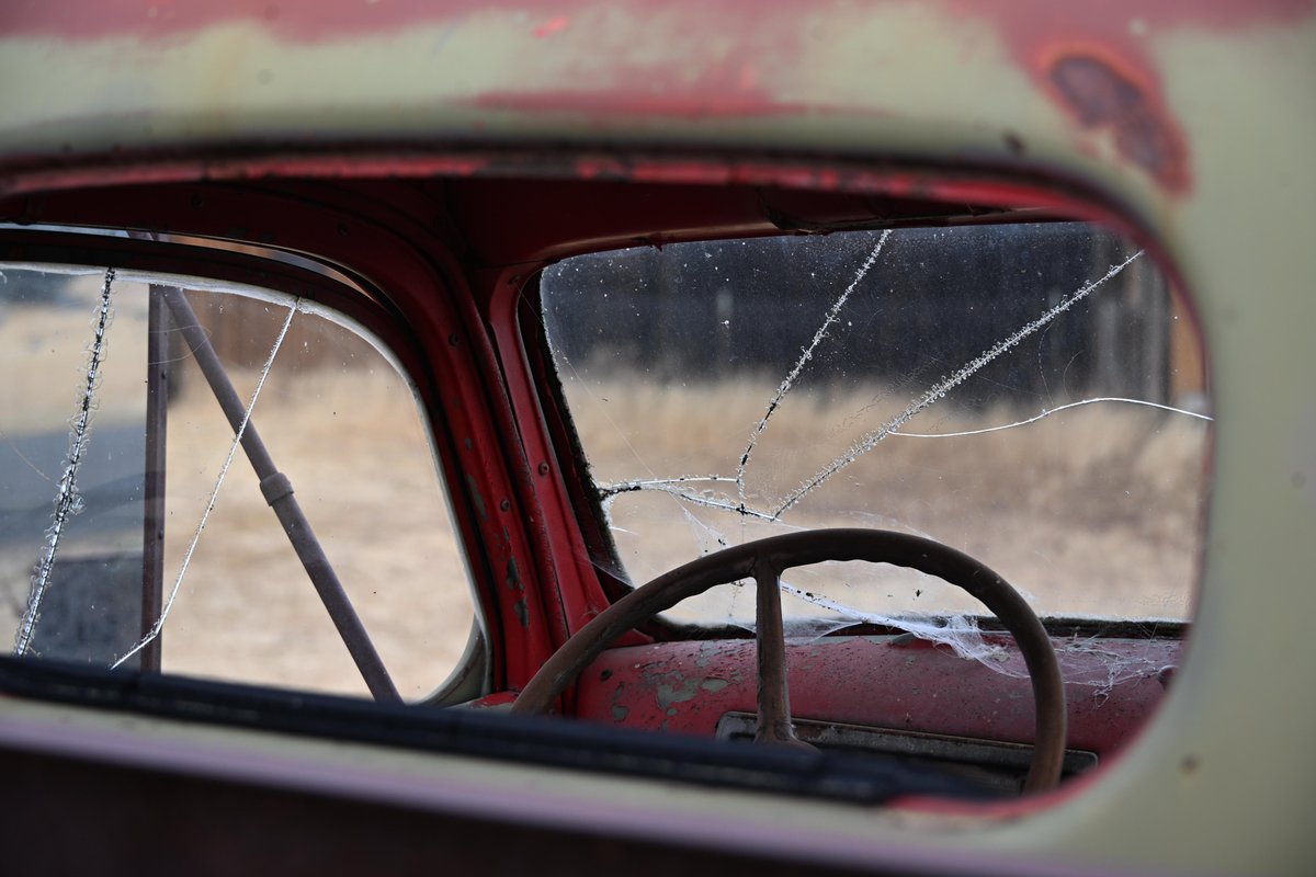 expreshenz's tweet photo. @Will2PhotoWell Volunteer firetruck, looking back https://t.co/Wc90ggGamU