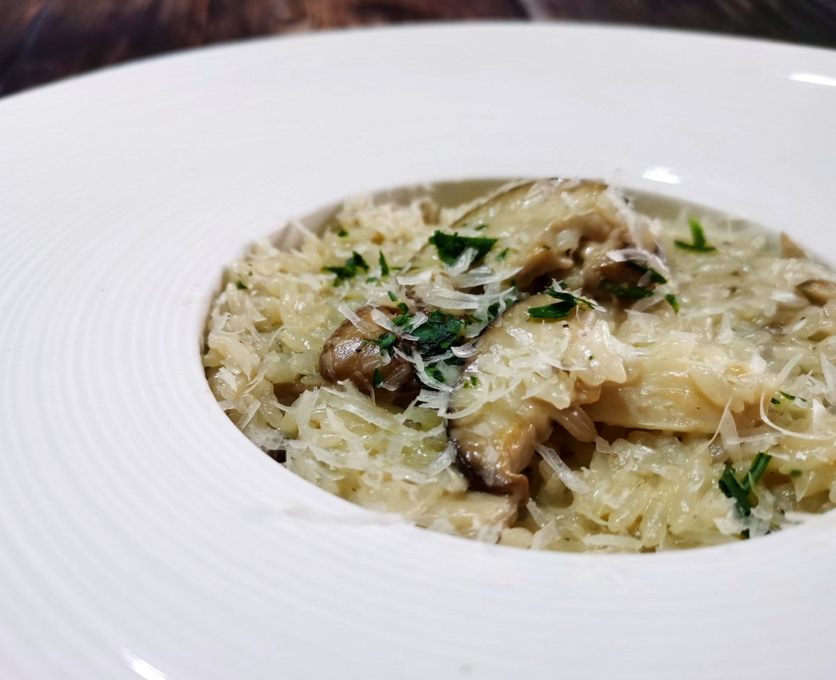 Fabiolamnq's tweet photo. [Hoy cocino un risotto de championes casero, muy cremoso y listo en 20 minutos! ]， https://t.co/wL1iwEbPJ3
