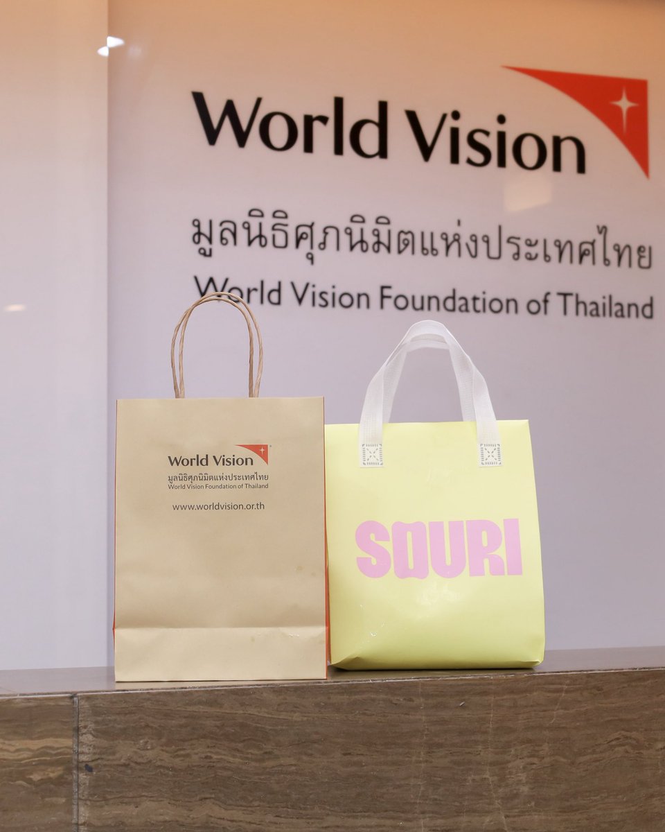 souri_bkk's tweet photo. ขอบคุณทุกคนที่ร่วมส่งต่อรอยยิ้มไปกับ SOURI ในช่วงวันเกิดที่ผ่านมา
 
จากทุกการสั่งซื้อ Supernova Fatcaron เงินส่วนหนึ่งจากการจำหน่าย เราได้นำไปส่งต่อให้กับ มูลนิธิศุภนิมิตแห่งประเทศไทย และครั้งนี้ SOURI ขอร่วมสมทบเพิ่มเติมอีกส่วน เพื่อส่งต่อความช่วยเหลือให้กับผู้ที่ได้รับผลกระทบจากสถานการณ์น้ำท่วม
 
ขอบคุณลูกค้าทุกคนที่ร่วมเป็นส่วนหนึ่งในการแบ่งปันรอยยิ้ม และร่วมส่งต่อความช่วยเหลือไปกับ SOURI ขอส่งกำลังใจให้ทุกคนที่ได้รับผลกระทบจากสถานการณ์น้ำท่วม ขอให้ทุกคนปลอดภัย และผ่านช่วงเวลานี้ไปได้ด้วยกันนะคะ 🙏🏻🤍  #SOURI #SOURIBKK
