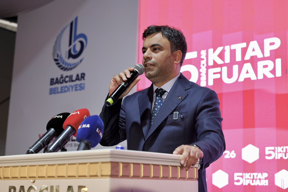 BagcilarBld's tweet photo. BKF’26 başladı 📚

Kitapların, fikirlerin ve güzel sohbetlerin buluşma noktası Bağcılar Kitap Fuarı’nda kapılarımızı açtık.

Kitapsever herkesi BKF’26’ya bekliyoruz. https://t.co/Mc4ebMtyZr