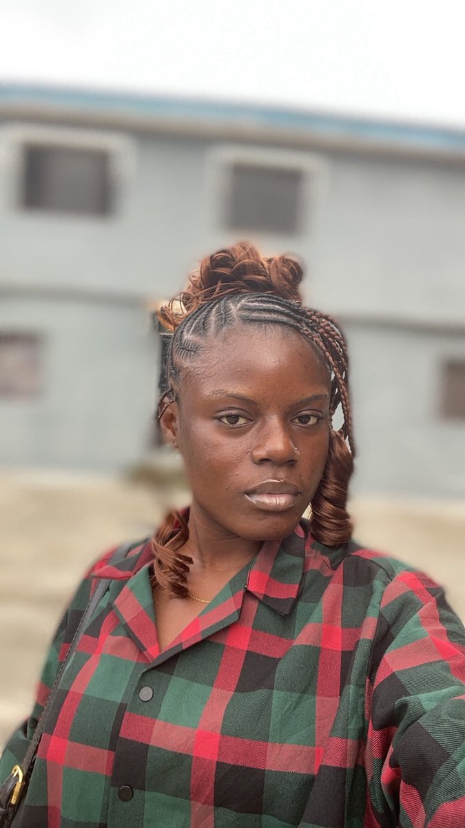deparisx0's tweet photo. Friday selfie featuring my new hair… apparently this hair cost me my sleep 😂😂
Yoruba would say “tita riro la n kola”. https://t.co/3KwGNz8tjd