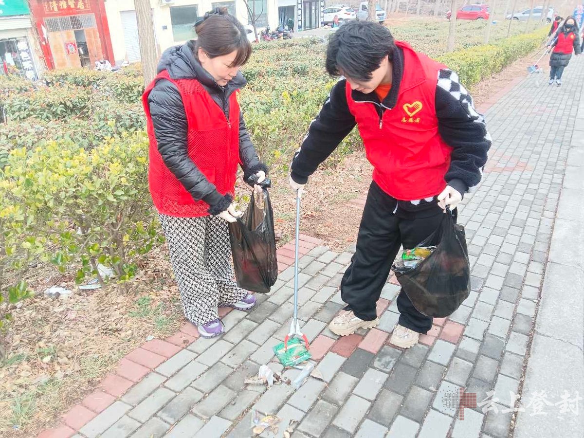 KristieMcgfjn's tweet photo. El Club de Voluntariado Universitario organiza una jornada de limpieza del barrio este sábado! únete para cuidar nuestro entorno y ganar momentos inolvidables juntos!， https://t.co/EebpNeBobz