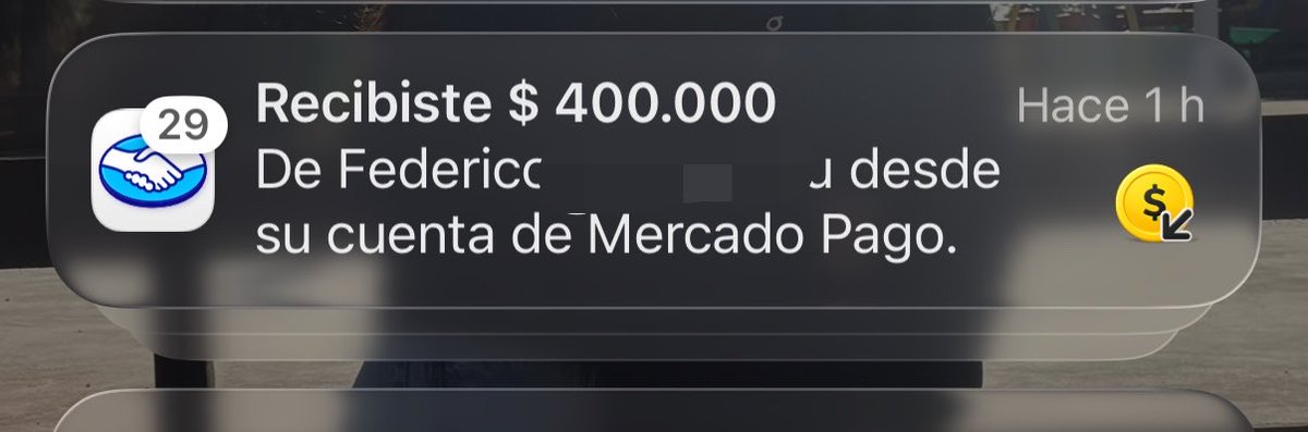goldenkooking's tweet photo. como mi novio no va a estar en país me dejo este regalito para que me compre cosas en la POP-UP 🫦 https://t.co/rs5YxKx0IH