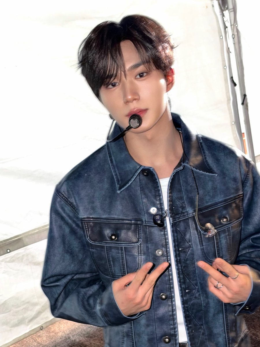 ALD1_official's tweet photo. 오늘의 쭌☀️

#ALPHADRIVEONE #ALD1
#알파드라이브원
#JUNSEO #준서 https://t.co/scu3uEQrm5