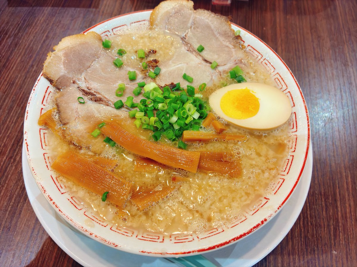 mac1980h109's tweet photo. 美味かった😋

今日はだるまこってり🍜

#だるま大使 https://t.co/NjuaMSVY36