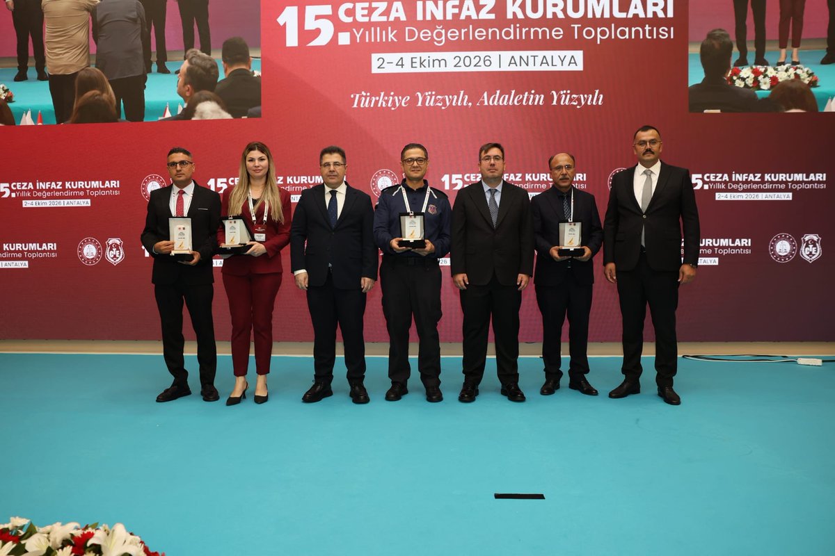Antalya_CBS's tweet photo. CEZA İNFAZ KURUMLARI 15. YILLIK DEĞERLENDİRME TOPLANTISI ANTALYA’DA GERÇEKLEŞTİRİLDİ
@adalet_bakanlik https://t.co/peR2yF56gL