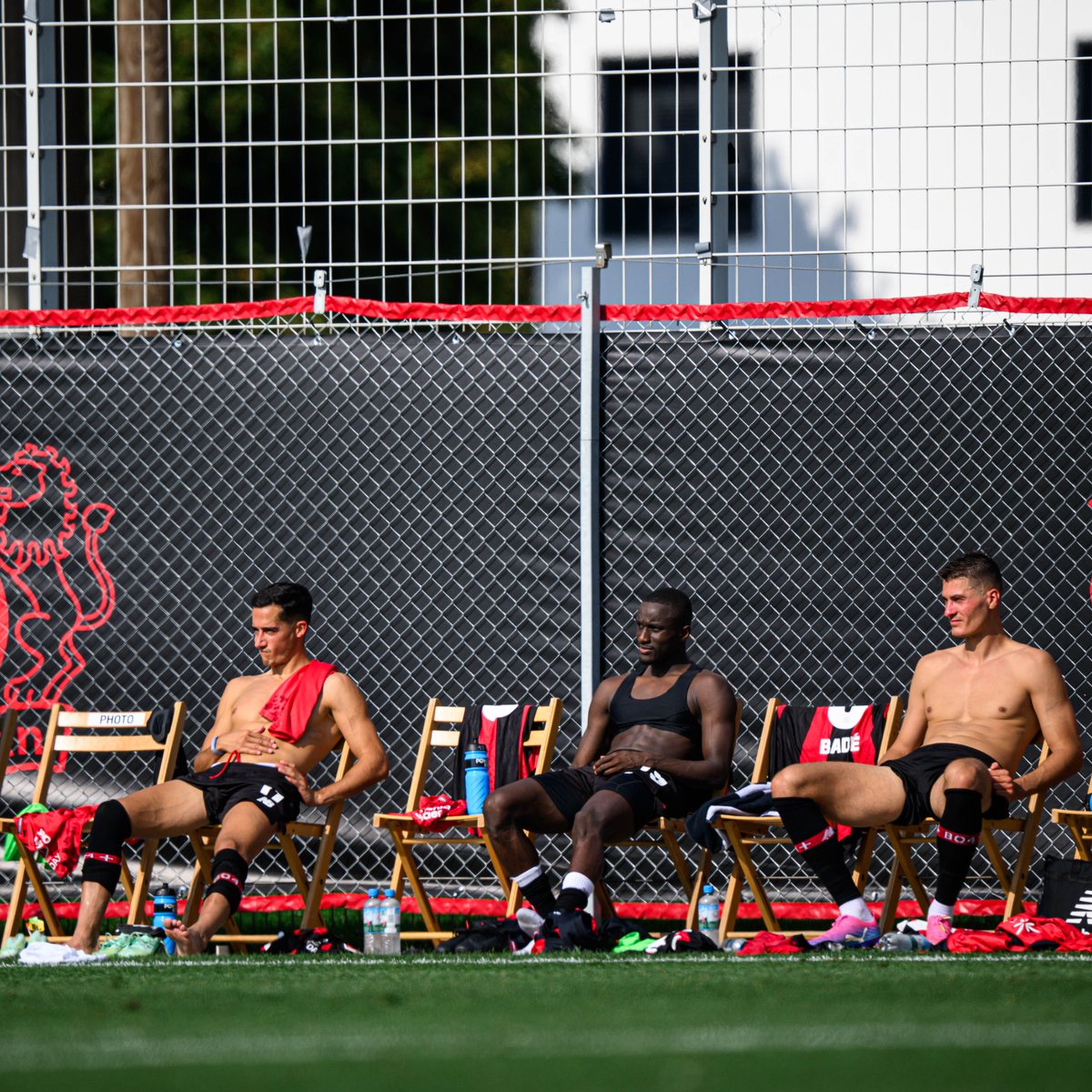 bayer04_en's tweet photo. All I've been doing since our last game: https://t.co/kyUqVRgBEd