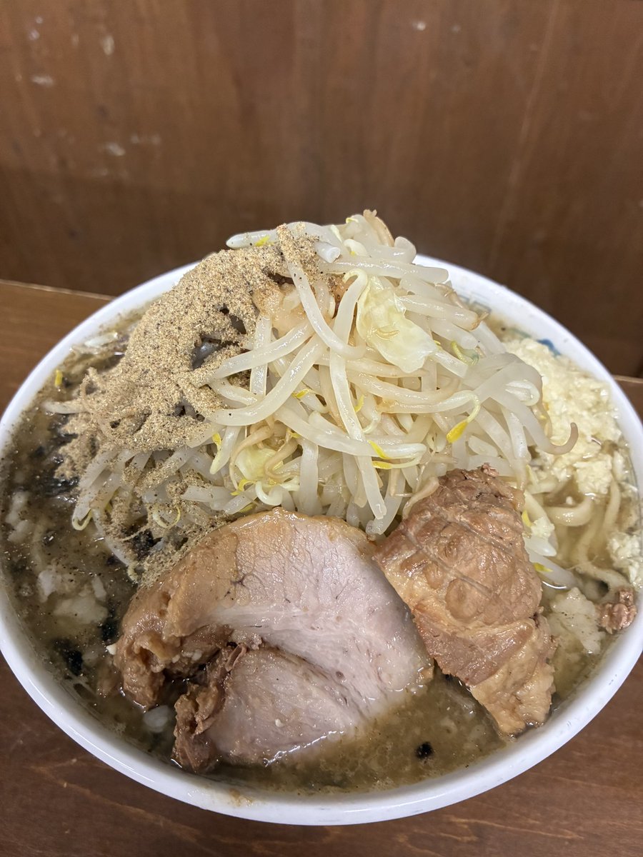 jkotterij's tweet photo. マルタ魚粉塩大🍜

昨日嫁の料理をすっぽかして食べに行こうと思ったが売り切れツイートで食べれなかったので今日食べに来ました🤣

三周年おめでとうございます🎉 https://t.co/aqy48ltSas