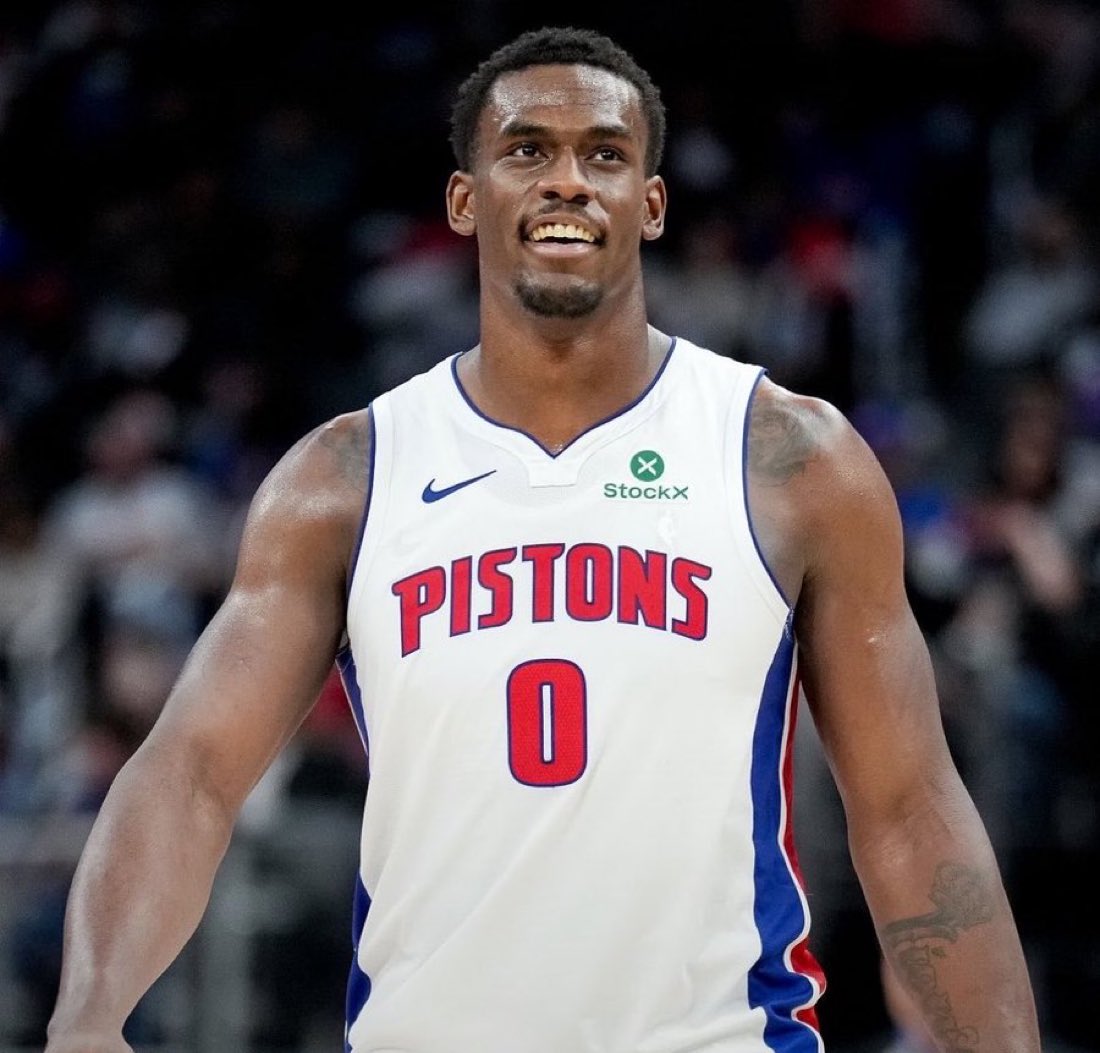 Fullcourtpass's tweet photo. Pistons owner Tom Gores made a promise yesterday to Jalen Duren and his family that he would help provide a more positive Pistons experience, per @sam_amick 

(https://t.co/7wt1J2sznG) https://t.co/8agRNPb4Kc