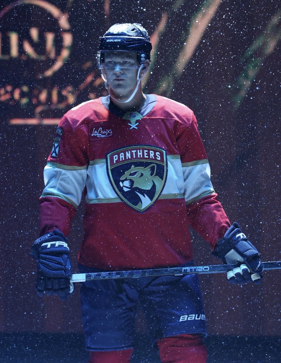 unsensrd's tweet photo. WHAT A START FOR BRADY TKACHUK IN HIS FIRST TWO GAMES WITH FLORIDA 🤩👀

0 G 🔥🔥🔥🔥
0 A 🥵🥵🥵🥵
0 PTS 🤩🤩🤩
18:05 TOI/G 👀👀👀

Generational talent. https://t.co/RiyoG7XhaP