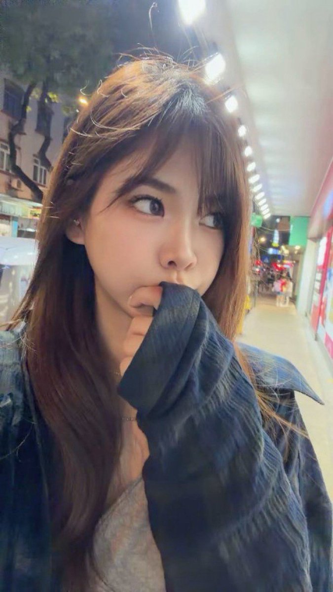 gid3qtw's tweet photo. ไปไหนดีนะ #เชียงใหม่ #นิมมาน https://t.co/ww2RO7Tdpx