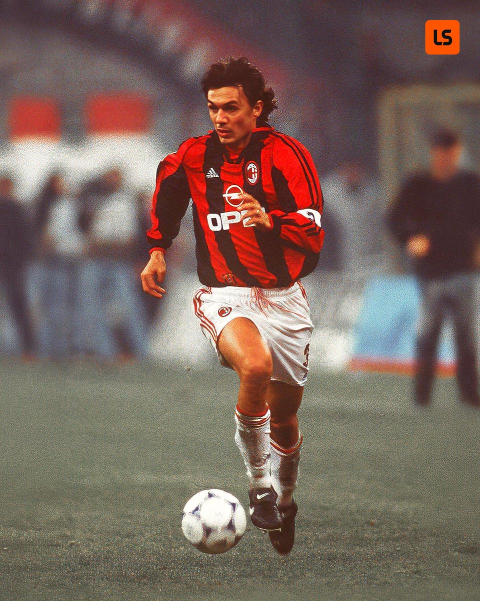 livescore's tweet photo. One of football's most iconic kit partnerships is set to return ❤️🖤

AC Milan are reportedly set to reunite with Adidas, leaving Puma after 8 years together 🤝 https://t.co/qypdDp9m71