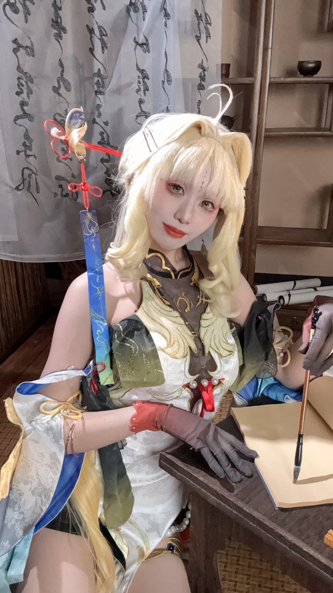 namoringstation's tweet photo. 本日3キャラ！コスプレ！中国だと通常運転です…
今日のスタジオは広くて快適だった！ https://t.co/0I8dzh3QEf