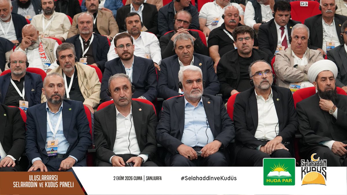 HurDavaPartisi's tweet photo. 📍Uluslararası Selahaddin ve Kudüs Paneli

Dr. Rıza Bukadi, "Tarihten Geleceğe: Selahaddin Eyyûbi'nin Stratejisi ve Bugünün İslam Dünyası" başlıklı sunumunu gerçekleştiriyor.

#SelahaddinveKudüs https://t.co/eRZO3pwarO