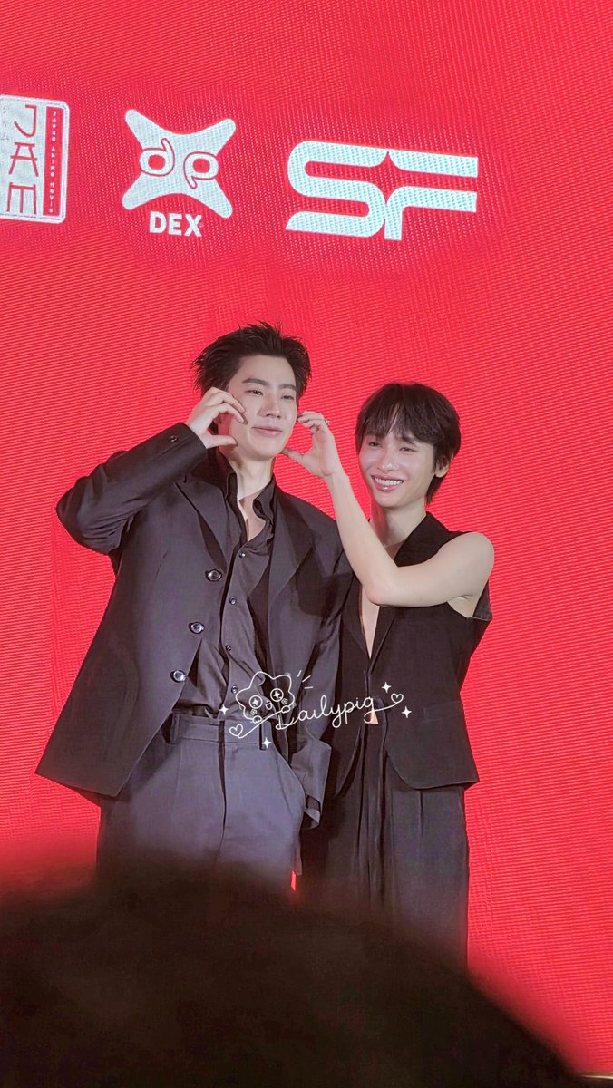 Dailypig_'s tweet photo. 🫶
#ConanCase30THxOffGun 
#ConanCase30TH
#ออฟกัน #OffGun https://t.co/b8KtIz9iEc