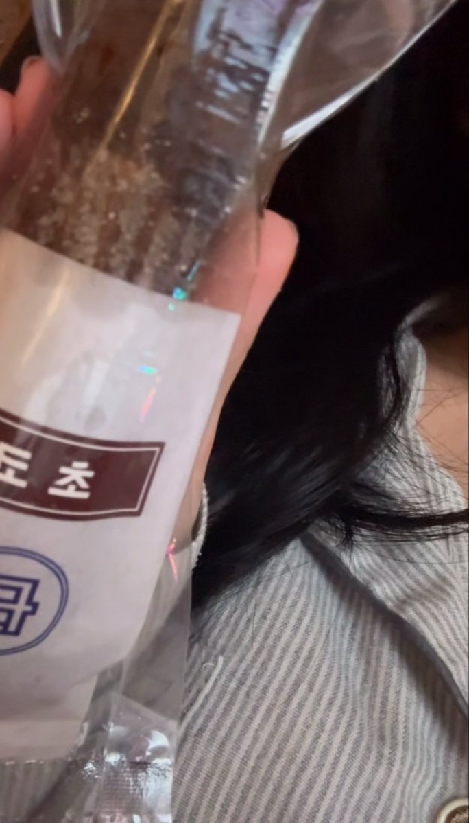 333nammm's tweet photo. 초코츄러스 먹으께 https://t.co/AS9jn3NGey