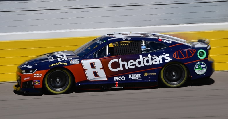 CaidenC64976991's tweet photo. So excited for the all of the Kyle Busch tributes this weekend at Las Vegas! ❤️ https://t.co/3f2TuTJDi5