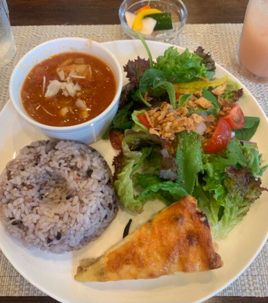 sakura___85's tweet photo. お久しぶりにお友達とランチ- ̗̀ 🍽𓈒𓂂𓏸
からのカラオケ🎤♪*ﾟ
めっちゃ喋ってめっちゃはしゃいで涙出るまでま笑い転げたꉂ🤣𐤔

心も頭もお腹も満たされたのでしたぁ✽⚬◦(〃´▽｀〃)◦⚬✽

また明日から怒涛の５連勤がんばろぉ〜っとぉ⤴( *˙0˙*)۶✨ https://t.co/zPpxfuM9Ym