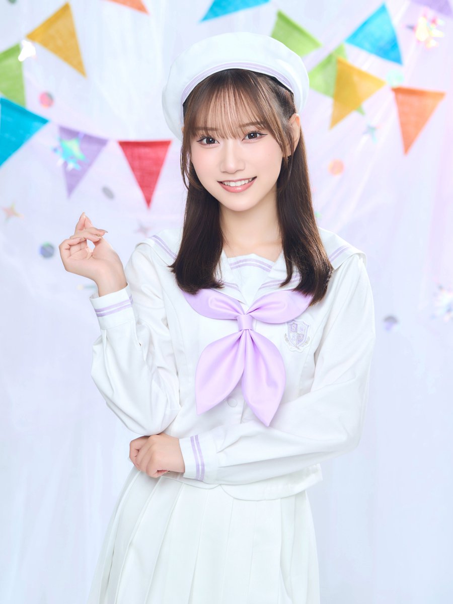 328_zion's tweet photo. 元 # ババババンビ 小鳥遊るいさん
プロデュースアイドルグループ
SUNNY PARADE 紫色担当
"じおん"こと瓶野神音です 💟💭

2026年11月19日にデビューライブ
『晴れときどき晴れ』があります！☀️

サニパは7人中6人がアイドル未経験で、
私は、サニパ唯一のアイドル経験者です。

前アイドルを卒業した時は、もうしないと決めていましたが、自分の夢がしっかりとでき、アイドルとしての自覚、覚悟をもち、またこうして再スタートさせていただくことになりました。

「 唯一のアイドル経験者として、今自分に出来ることは何か 」そんな事を考えながら毎日を過ごしています。

デビュー前なのにも関わらず
もう既にたくさんのお仕事をいただき
自分達の楽曲もできあがっていたり、私たちの為に毎日沢山の方が関わってくださっていて、とても有難い環境だなと思いますし、とても期待もしていただけてると思います。

その期待に応えれるよう、超えれるよう、
まずはデビューライブを成功させる為に、
みんなで毎日レッスン頑張っています。

平日ではありますが、
絶対に楽しませる自信あります！
来て後悔はさせません。私が保証します。

私たちSUNNY PARADEが
スタートする瞬間を、ぜひたくさんの方に
見に来ていただきたいですし、
"サニパ古参"として、これから一緒に
色んな景色を見て行きたいです。

チケット販売中です！🎫✨
11/19は会おうね、この投稿をみつけてくれたみんな。

🔗https://t.co/FkZdympw7H