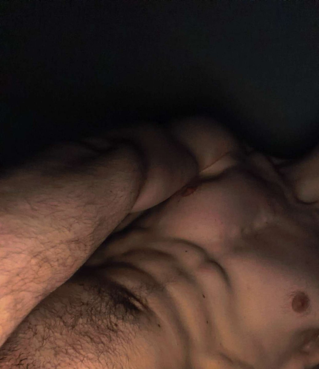 SmartPantsfr's tweet photo. 𐙚 intro !! 𐙚 *new to #nsfwtwtًً 

𐙚 name is tears !
𐙚 feel free to dm, i may bite 💋💋
𐙚 6'5
𐙚 He/Him
𐙚 probably online too much
𐙚 Straight
𐙚 dominant
𐙚 Attention giver
𐙚 nfs?
MORE DM

#daddy #nolimitss #nsfw #intr #dominant #moots  #roblox  #discord https://t.co/vCox3FQPMv